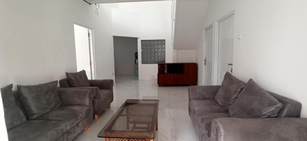 Villa Jk House Bandung Exterior foto